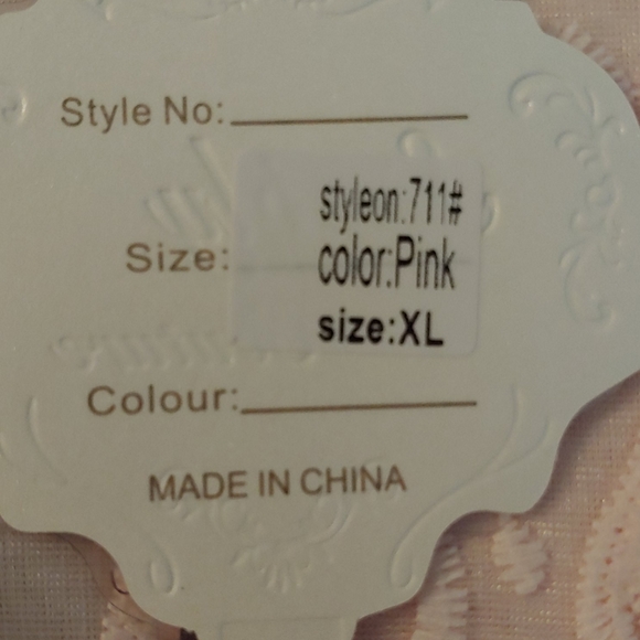 Simply Couture-😍Lace long sleeved peach top - Picture 5 of 6